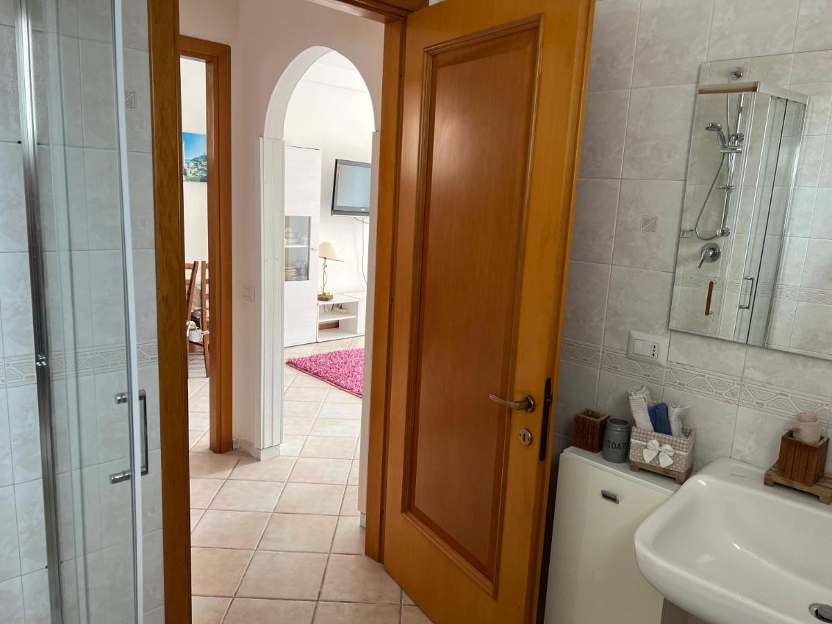Santa Margherita Di Pula Apartment Exterior foto